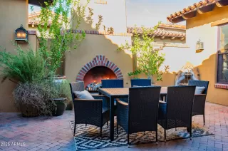 Photo #4: 6932276 Listing