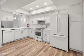 Photo #4: 6932390 Listing