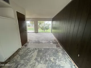 Photo #4: 6932399 Listing