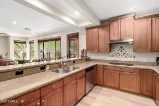 Photo #5: 6932432 Listing 