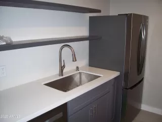 Photo #6: 6932516 Listing 