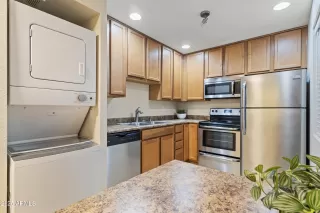 Photo #3: 6932591 Listing 