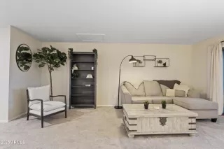 Photo #6: 6932591 Listing 