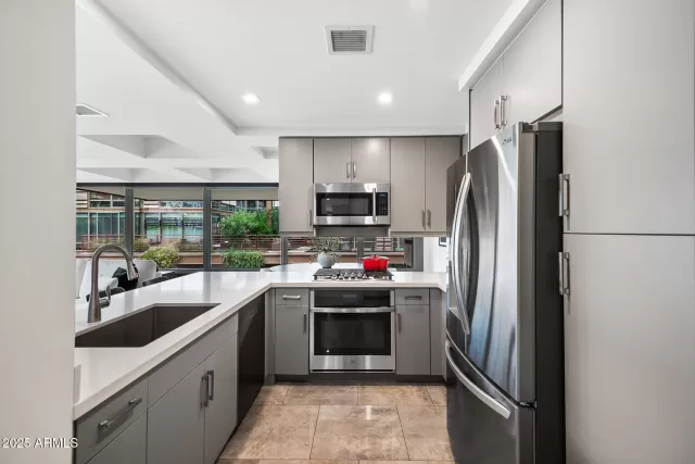 MLS: 6932680 Condo For Sale