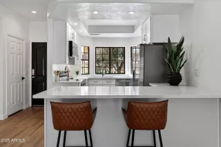 More Details about MLS # 6932795 : 7760 E PEPPER TREE LANE