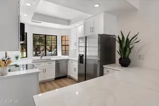 Photo #1: 6932795 Listing