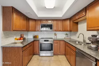 Photo #2: 6932802 Listing 