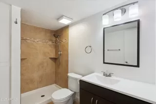 Photo #5: 6932802 Listing 