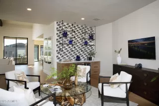 Photo #3: 6932813 Listing