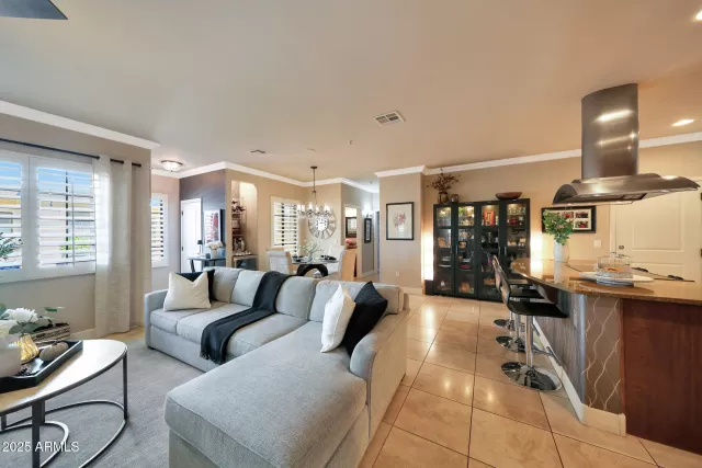 MLS: 6932826 Condo For Sale