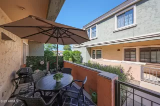 Photo #5: 6932826 Listing 