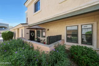 Photo #6: 6932826 Listing 