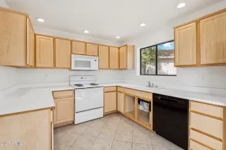 Photo #2: 6932934 Listing