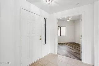 Photo #4: 6932934 Listing