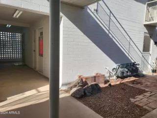 Photo #1: 6933108 Listing