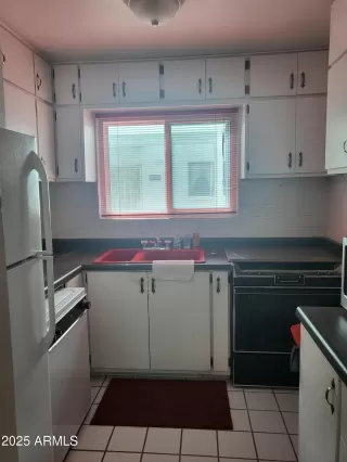 Photo #6: 6933108 Listing