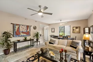 Photo #3: 6933205 Listing 