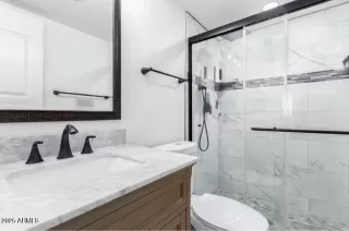 Photo #6: 6933264 Listing