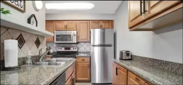 MLS: 6933322 Condo For Sale