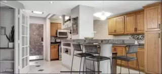 Photo #1: 6933322 Listing 