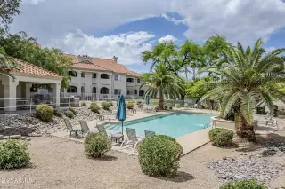 Photo #4: 6933369 Listing 