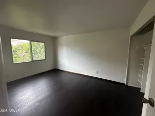 Photo #6: 6933454 Listing