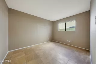 Photo #6: 6933463 Listing 