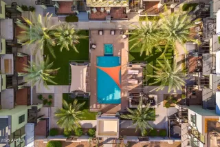 Photo #5: 6933468 Listing