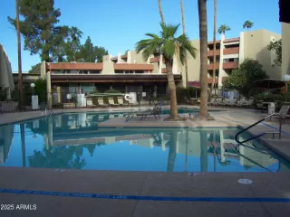 Photo #3: 6933832 Listing