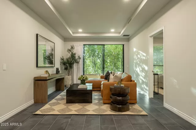 MLS: 6934218 Condo For Sale