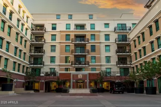 Photo #1: 6934218 Listing