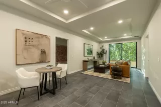 Photo #3: 6934218 Listing