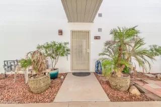 Photo #6: 6934259 Listing 