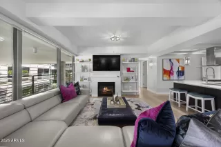 Photo #4: 6934446 Listing 