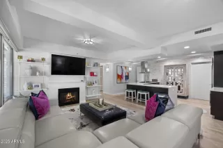 Photo #5: 6934446 Listing 