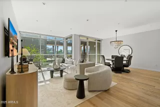 Photo #1: 6934692 Listing 