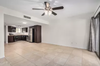 Photo #4: 6934733 Listing