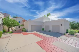 More Details about MLS # 6934832 : 7800 E LINCOLN DRIVE#1015