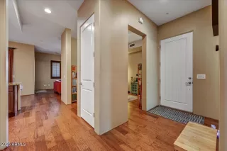 Photo #3: 6934914 Listing