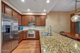 Photo #5: 6934914 Listing