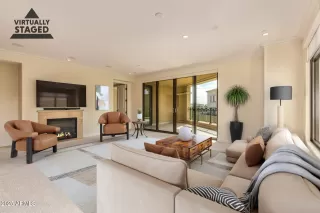 Photo #2: 6934929 Listing 