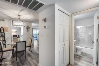 Photo #6: 6934996 Listing