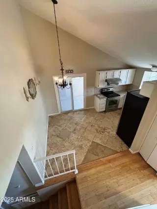 Photo #4: 6935134 Listing 