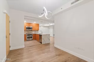 Photo #1: 6935332 Listing 