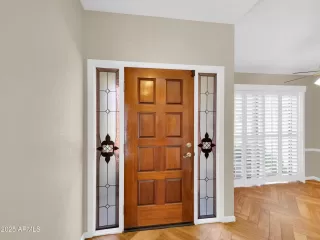 Photo #6: 6935386 Listing