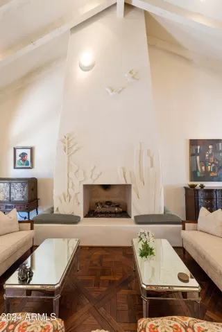 Photo #6: 6935513 Listing