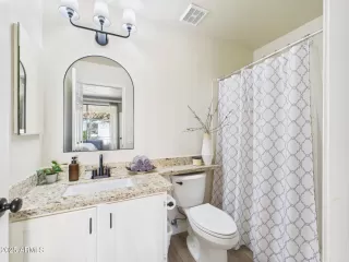 Photo #2: 6935525 Listing 