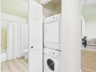 Photo #3: 6935525 Listing 