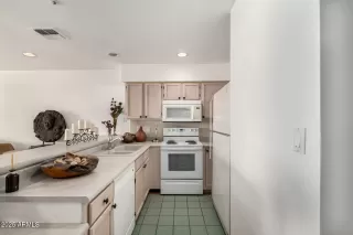 Photo #2: 6935594 Listing