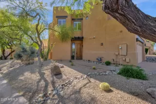 Photo #2: 6935632 Listing 